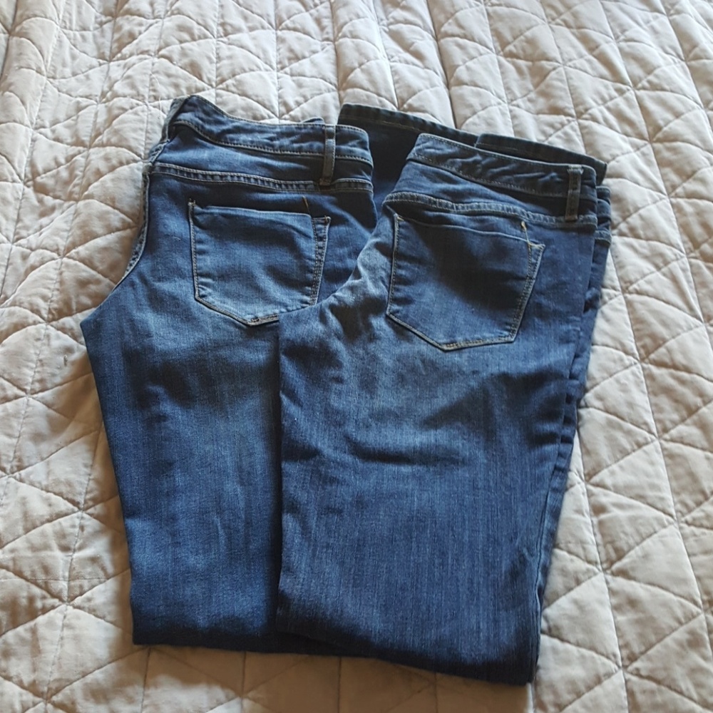 LOT of two pairs Mossimo jeans, 4L, boot & skinny